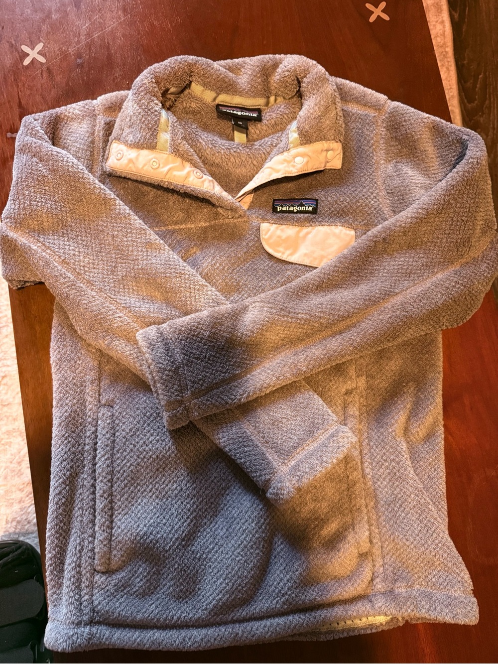 Women’s XS Patagonia snap-T pullover- lavender